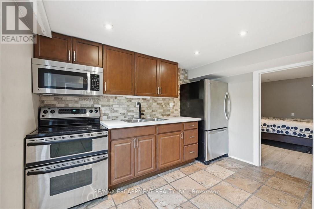 2330 Alma Dale Avenue, Burlington, Ontario  L7P 1S3 - Photo 27 - W13003056