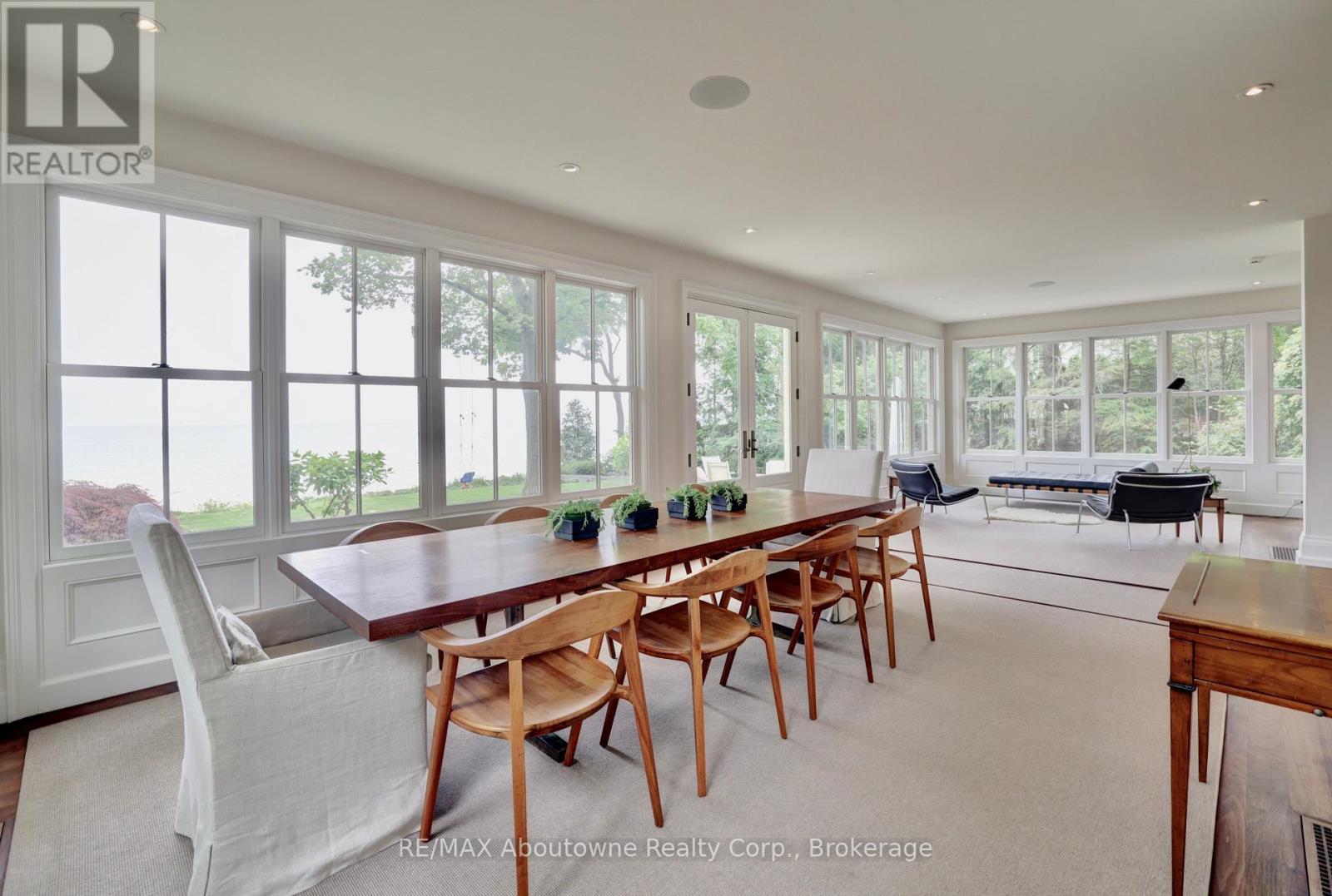 350 King Street, Oakville, Ontario  L6J 1C2 - Photo 19 - W12698652