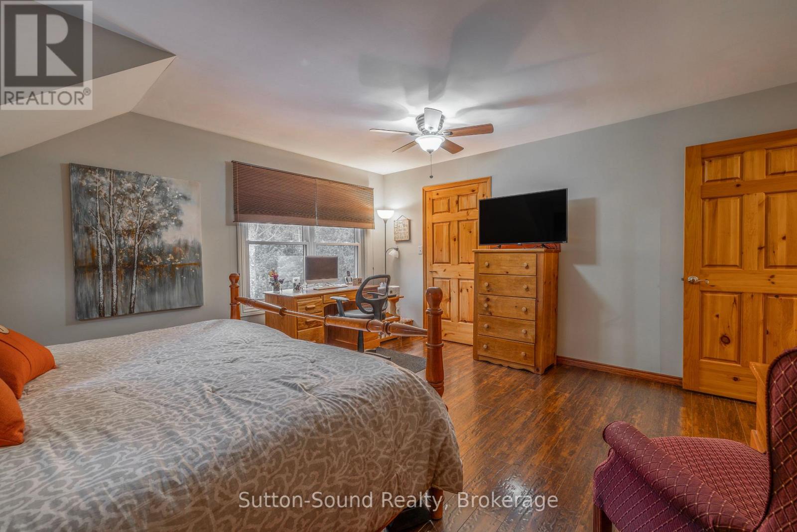 625 Mallory Beach Road, South Bruce Peninsula, Ontario  N0H 2T0 - Photo 17 - X12702472