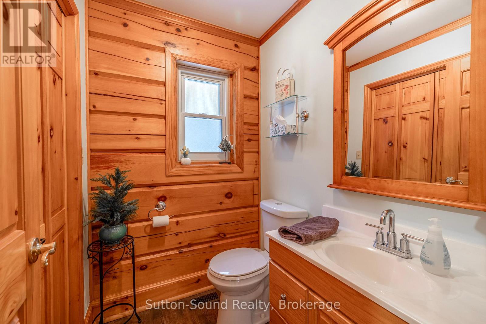 625 Mallory Beach Road, South Bruce Peninsula, Ontario  N0H 2T0 - Photo 15 - X12702472