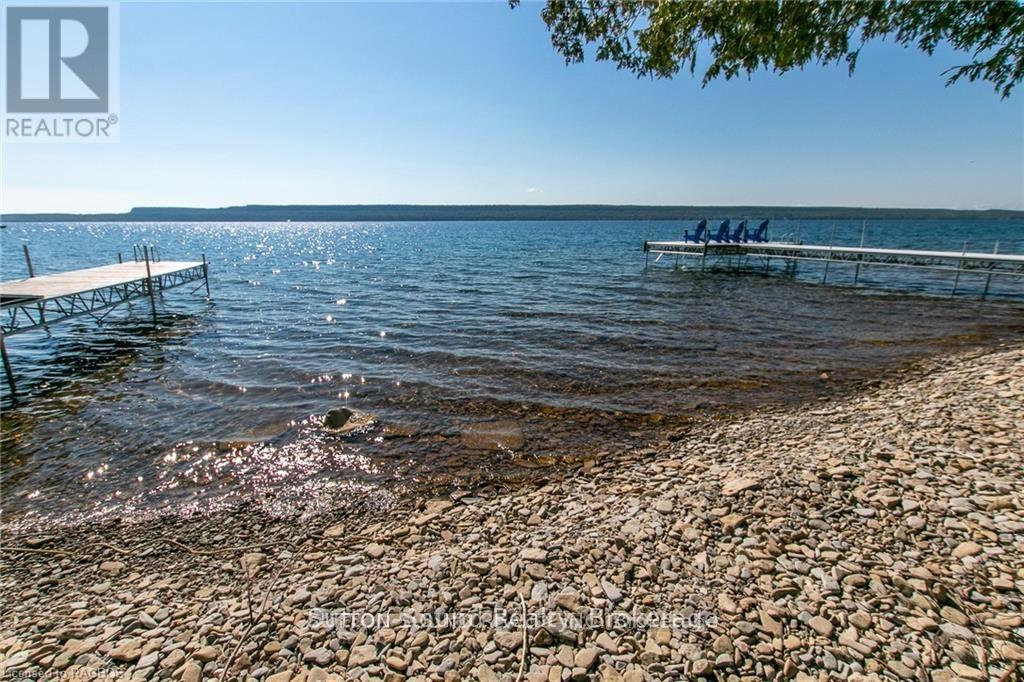625 Mallory Beach Road, South Bruce Peninsula, Ontario  N0H 2T0 - Photo 34 - X12702472
