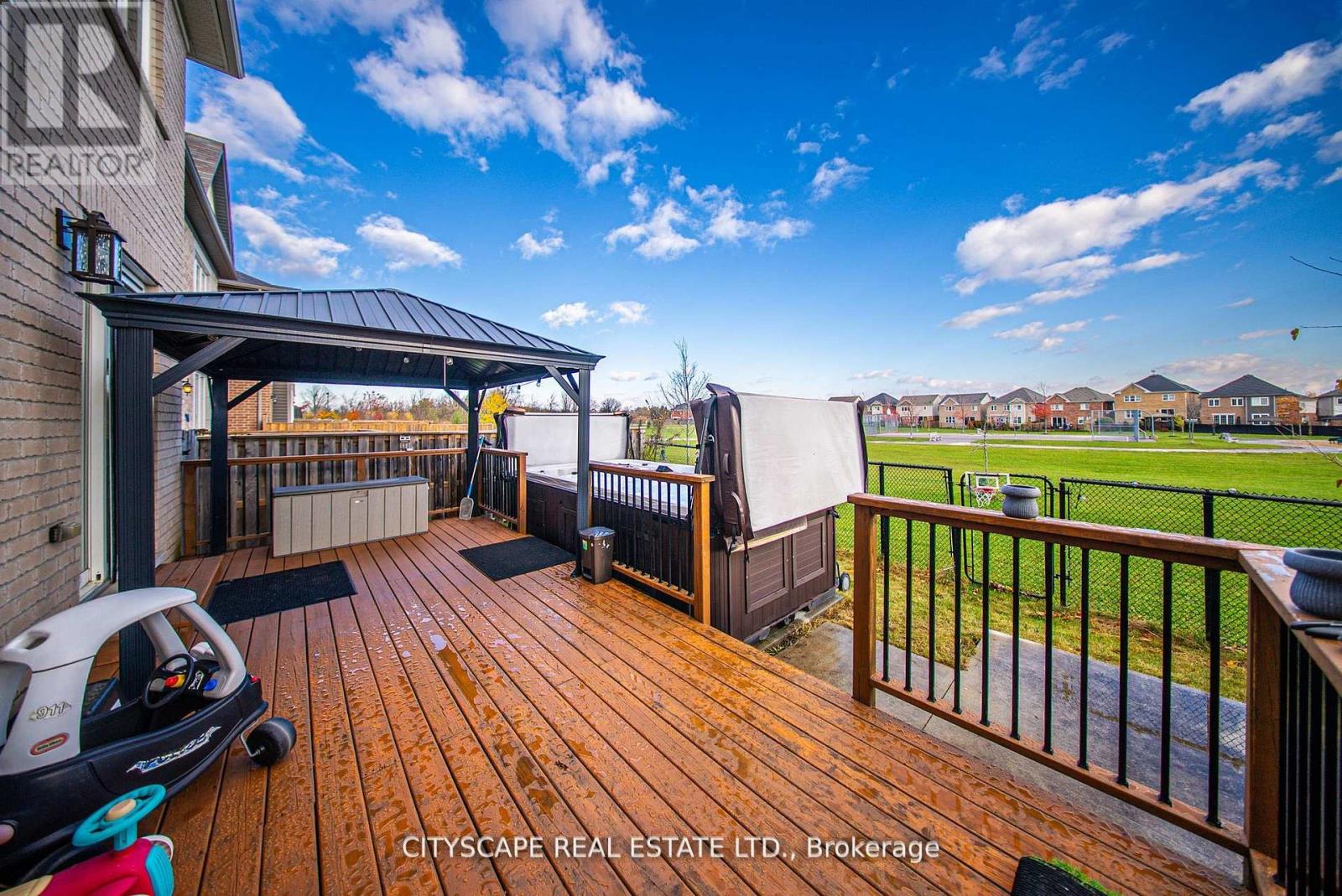 28 Celano Drive, Hamilton, Ontario  L8B 1V3 - Photo 38 - X13002990