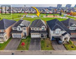 28 CELANO DRIVE, Hamilton, Ontario