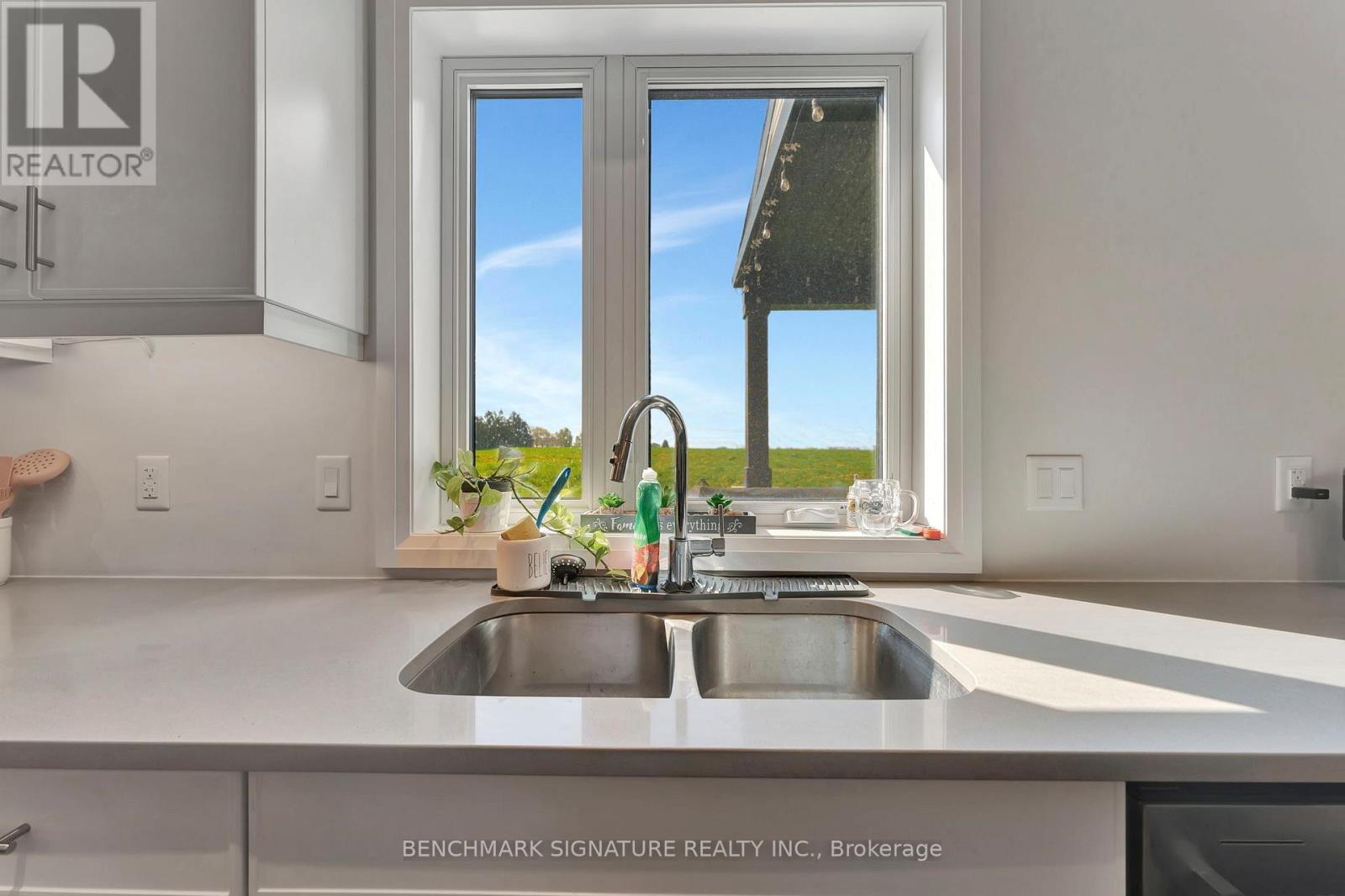 8 Totten Street, Zorra, Ontario  N0J 1J0 - Photo 12 - X13002994