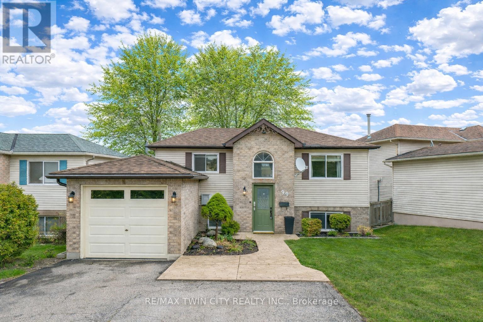 99 Canrobert Street, Woodstock, Ontario  N4S 8X5 - Photo 1 - X13003022