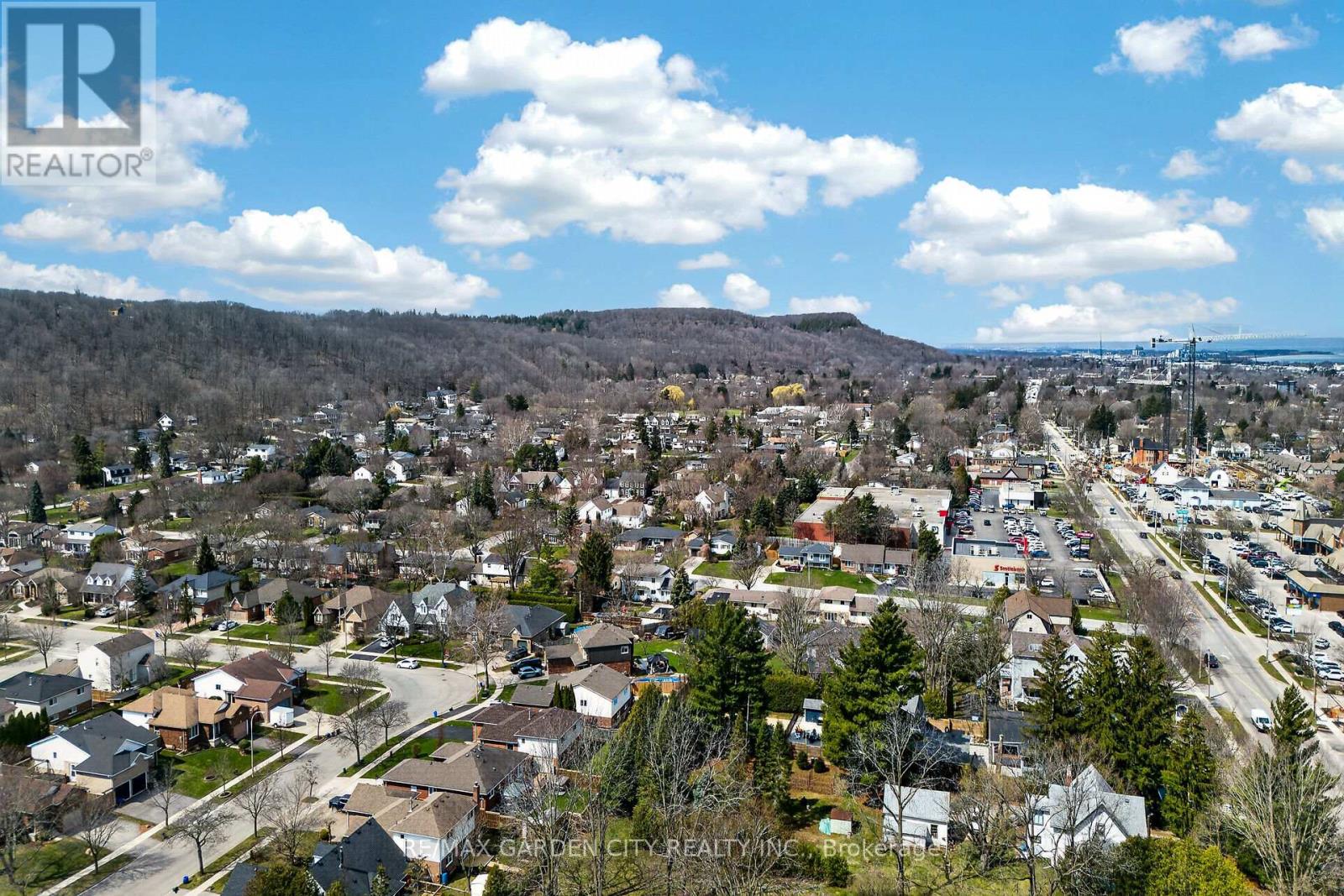 25 Walker Court, Grimsby, Ontario  L3M 5J5 - Photo 20 - X13003088