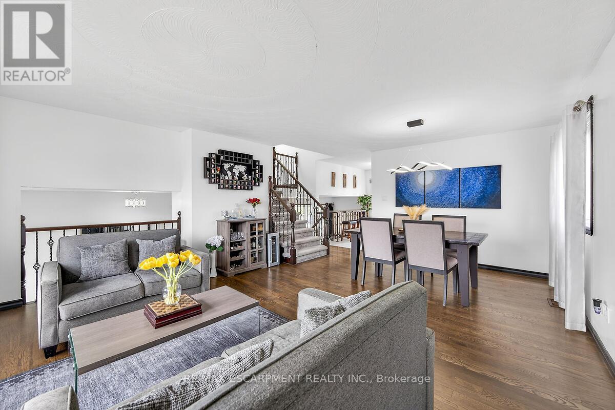 56 Hummingbird Lane, Hamilton, Ontario  L9A 4A9 - Photo 17 - X13003102