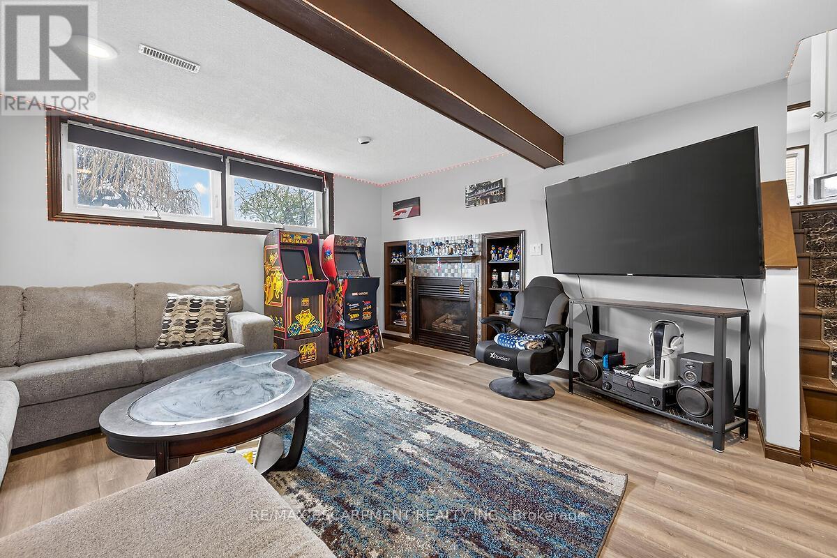 56 Hummingbird Lane, Hamilton, Ontario  L9A 4A9 - Photo 36 - X13003102