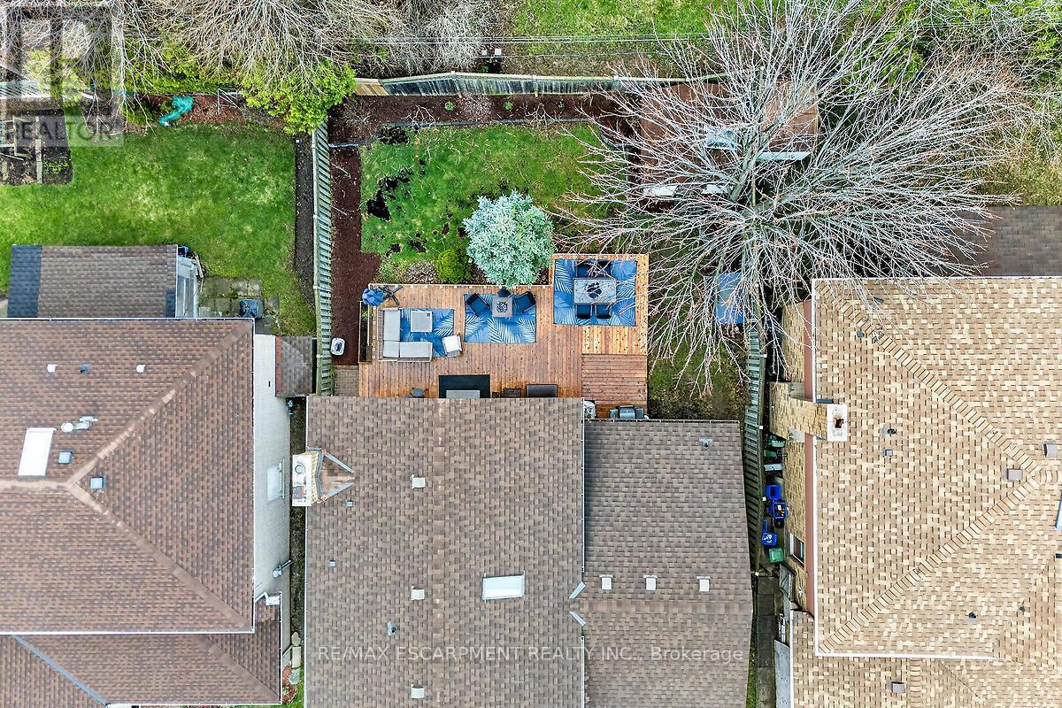 56 Hummingbird Lane, Hamilton, Ontario  L9A 4A9 - Photo 42 - X13003102