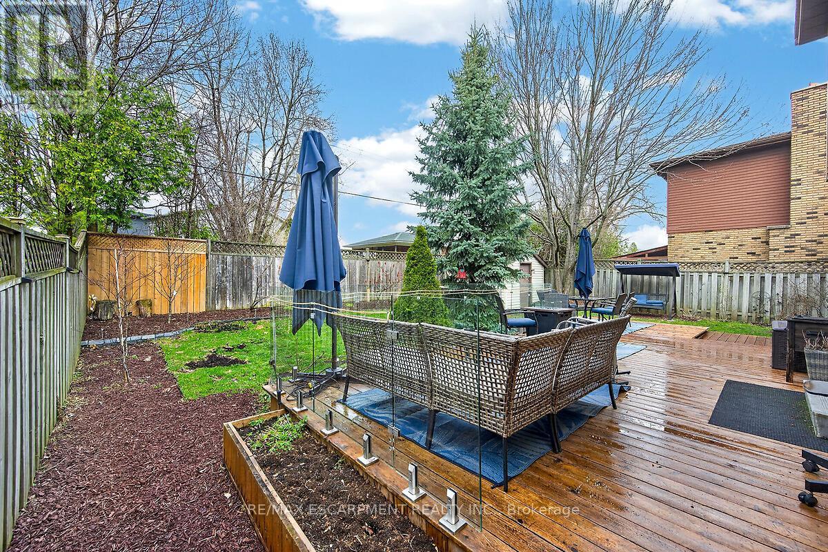 56 Hummingbird Lane, Hamilton, Ontario  L9A 4A9 - Photo 43 - X13003102