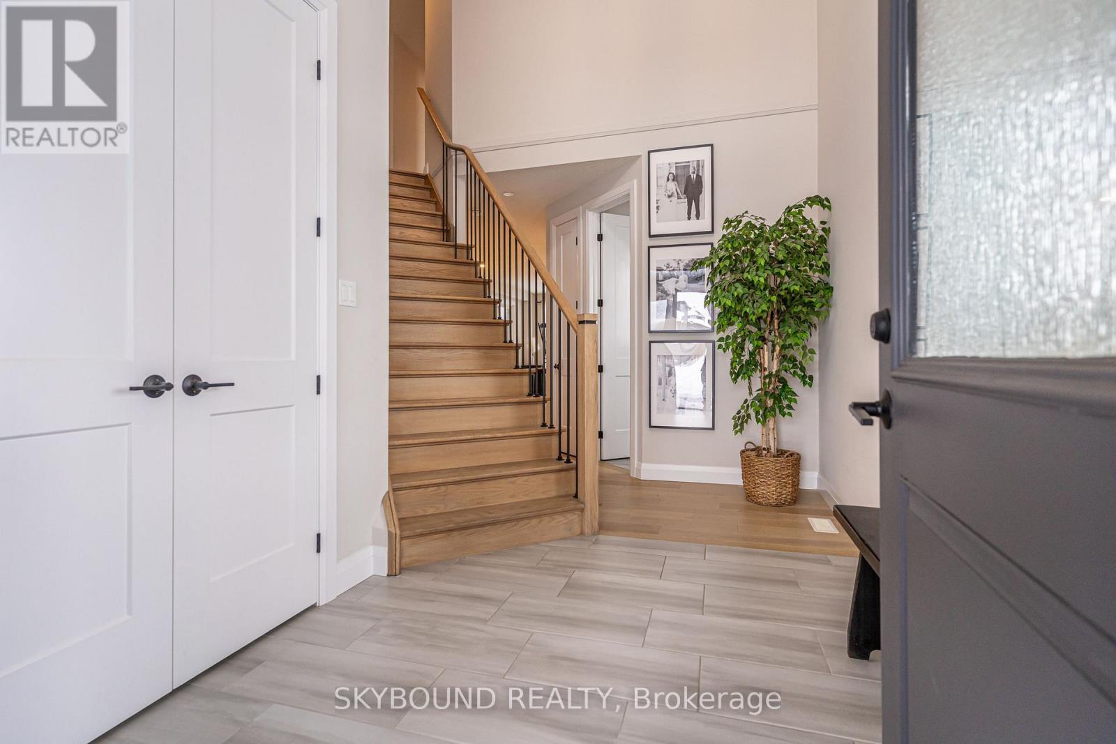 1 Tindall Crescent, East Luther Grand Valley, Ontario  L9W 7R9 - Photo 3 - X13003126