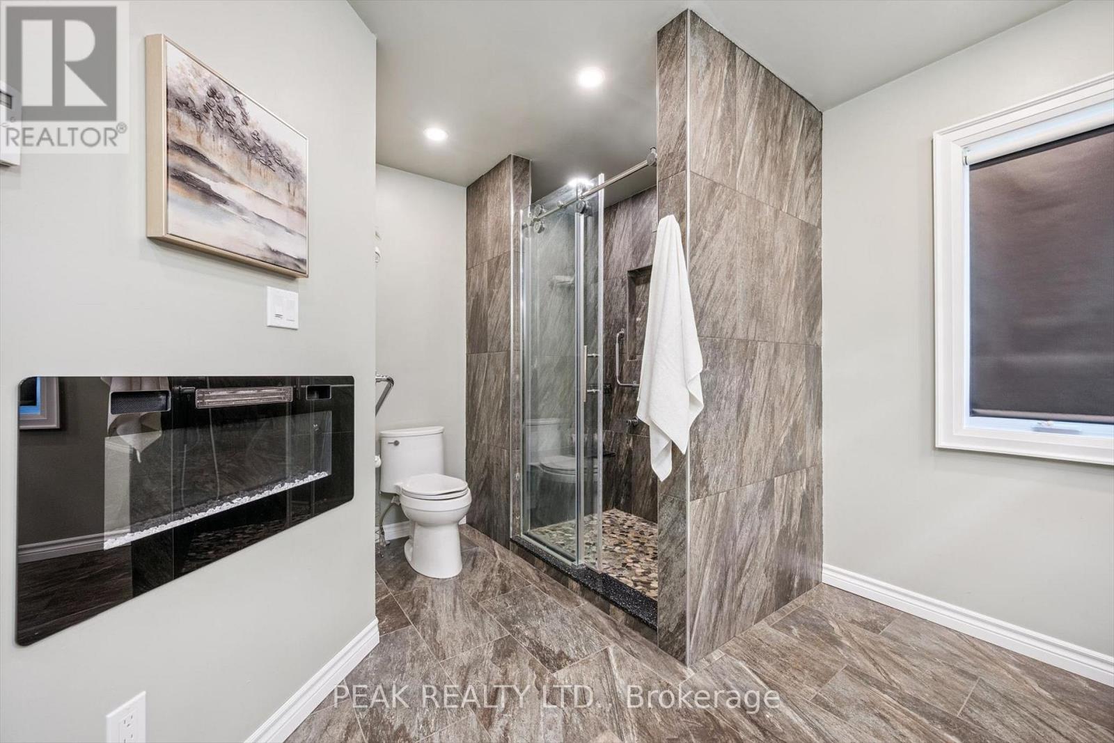 120 Lorraine Avenue, Waterloo, Ontario N2B 2N2 - Photo 19 - X13003178