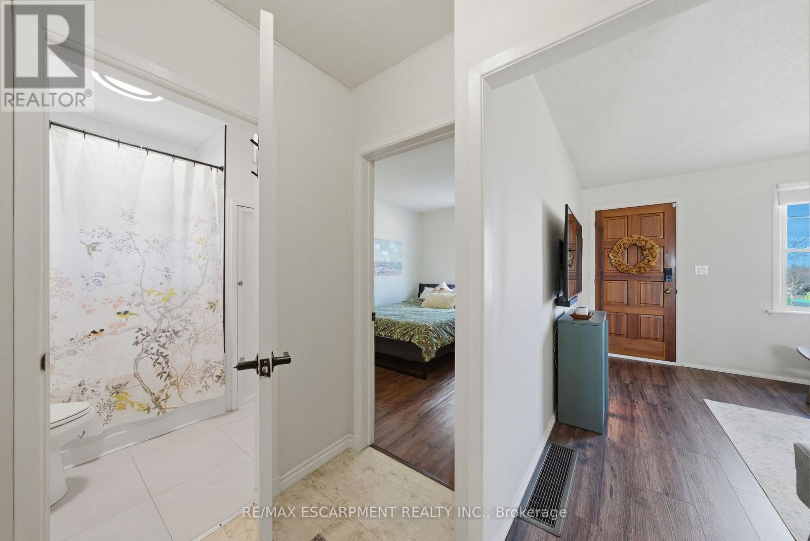 752 Ninth Avenue, Hamilton, Ontario  L8T 2A6 - Photo 7 - X13003186