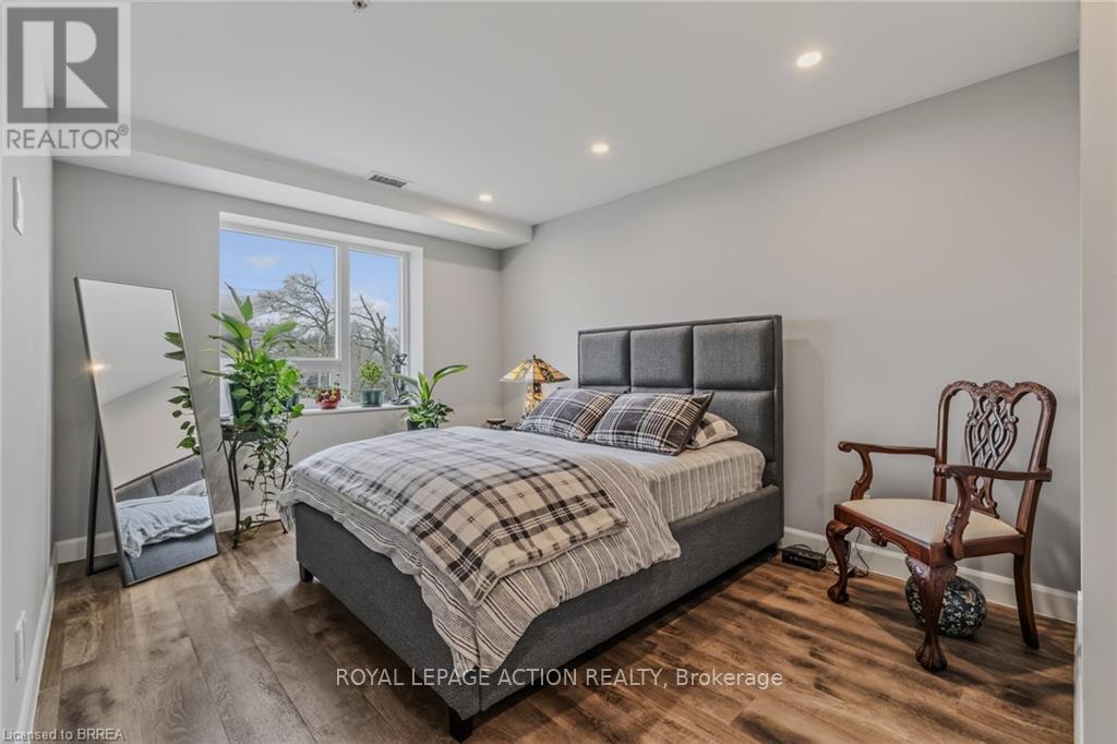 212 - 34 Norman Street, Brantford, Ontario  N3R 2Y1 - Photo 16 - X13003228