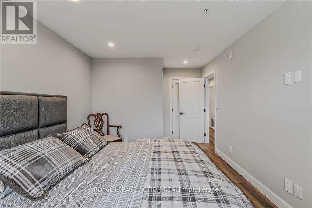 212 - 34 Norman Street, Brantford, Ontario  N3R 2Y1 - Photo 17 - X13003228