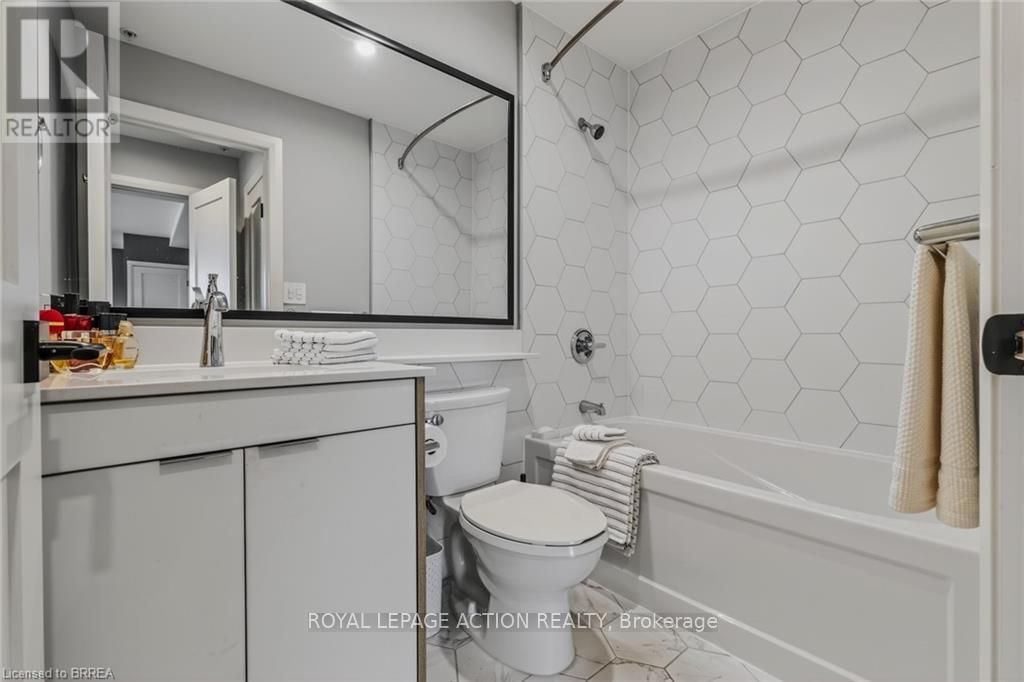 212 - 34 Norman Street, Brantford, Ontario  N3R 2Y1 - Photo 18 - X13003228