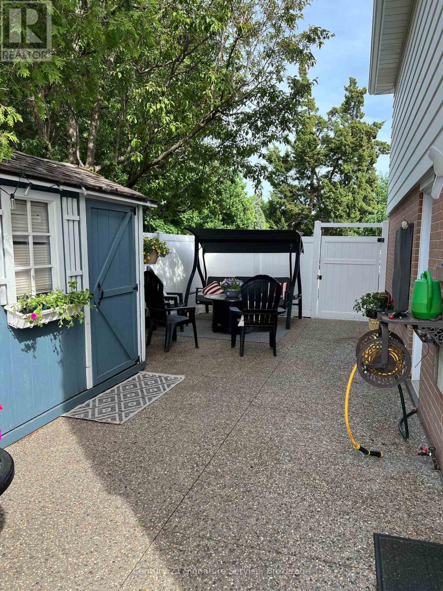 22 Staveley Crescent, Brampton, Ontario  L6W 2R9 - Photo 35 - W12724664