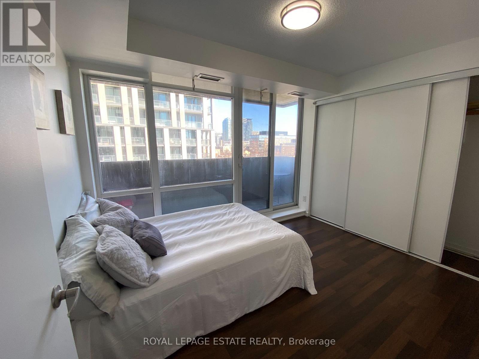 612 - 20 Joe Shuster Way, Toronto, Ontario  M6K 0A3 - Photo 3 - W12917692