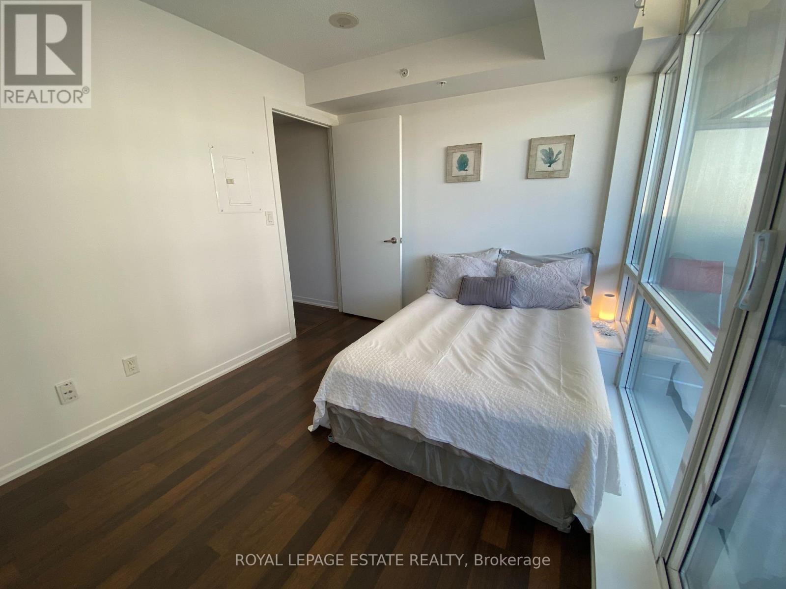 612 - 20 Joe Shuster Way, Toronto, Ontario  M6K 0A3 - Photo 4 - W12917692