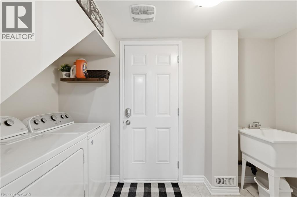 230 Avonsyde Boulevard Unit# 15, Waterdown, Ontario  L8B 1T9 - Photo 25 - 40821101