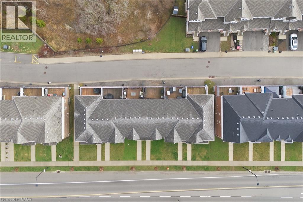 230 Avonsyde Boulevard Unit# 15, Waterdown, Ontario  L8B 1T9 - Photo 32 - 40821101