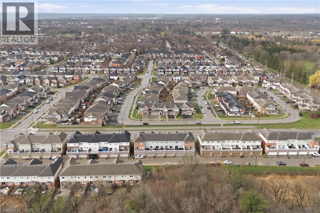 230 Avonsyde Boulevard Unit# 15, Waterdown, Ontario  L8B 1T9 - Photo 33 - 40821101