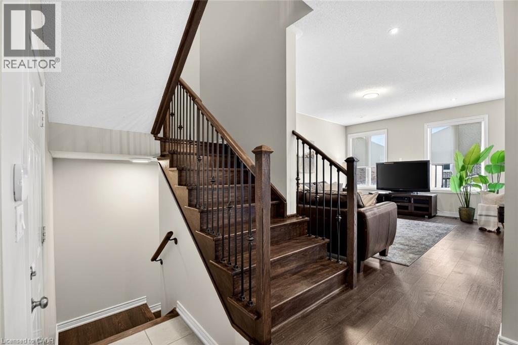 225 Skinner Road, Waterdown, Ontario  L8B 1X2 - Photo 35 - 40821087