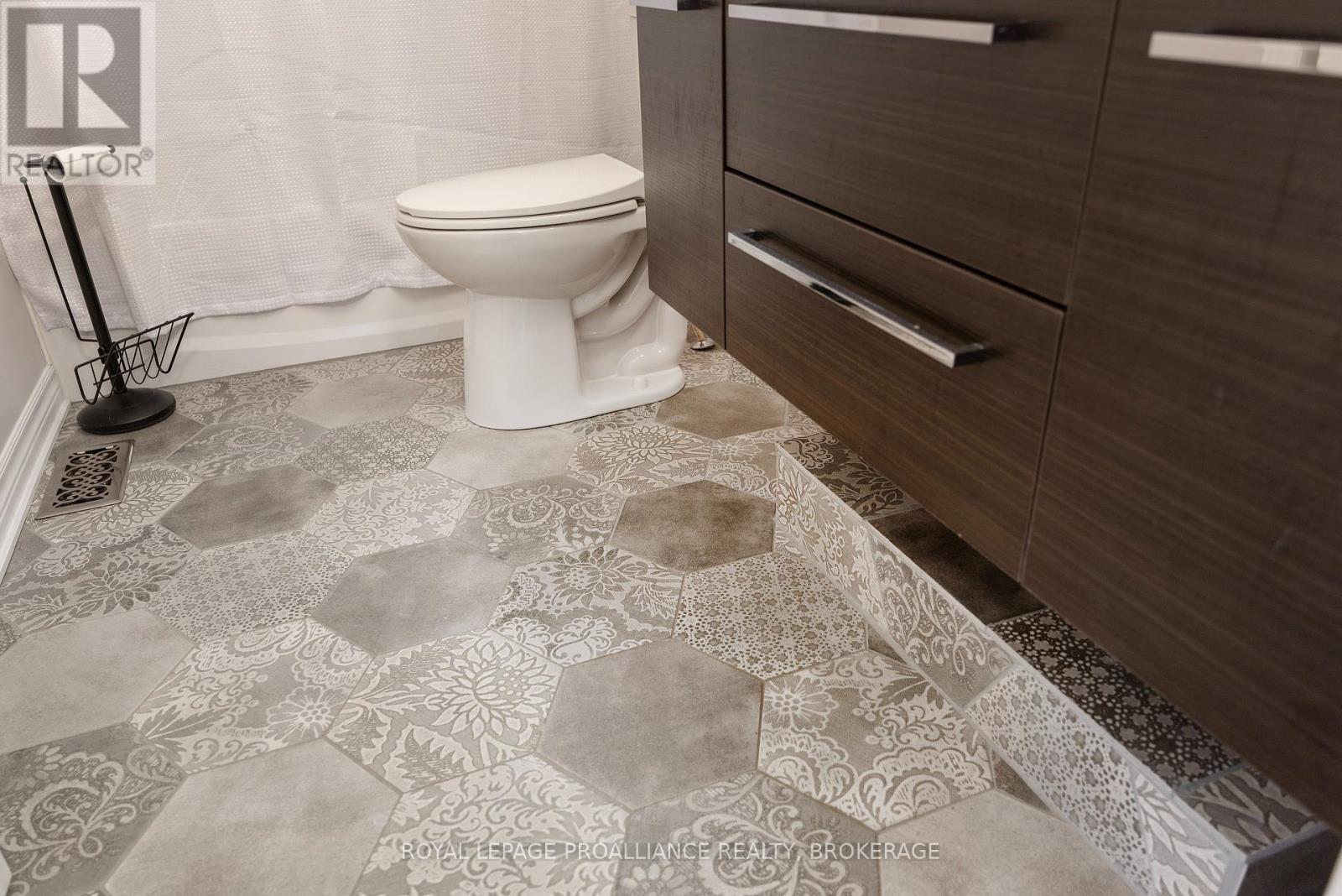 317 Rose Abbey Drive, Kingston, Ontario  K7K 0A4 - Photo 40 - X13003314