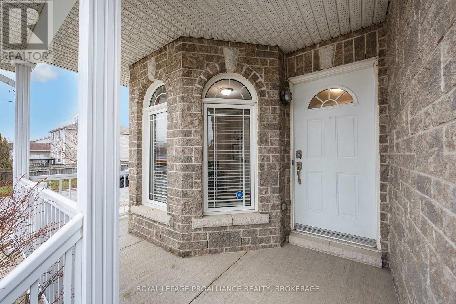 317 Rose Abbey Drive, Kingston, Ontario  K7K 0A4 - Photo 5 - X13003314