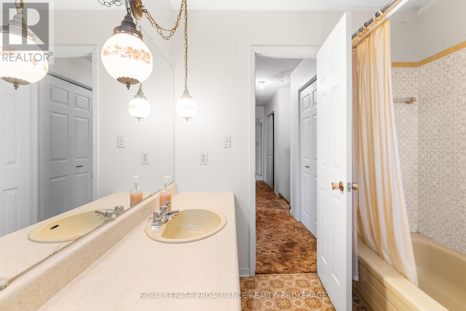 530 Roosevelt Drive, Kingston, Ontario  K7M 4B1 - Photo 31 - X13003336