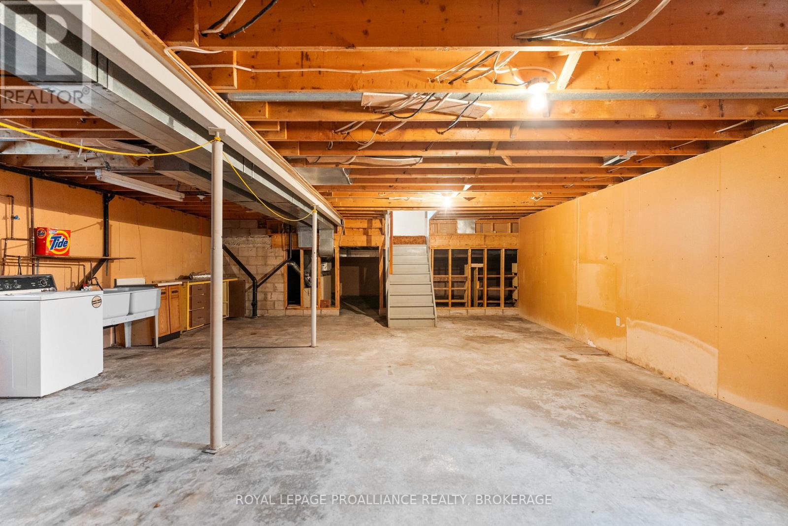 530 Roosevelt Drive, Kingston, Ontario  K7M 4B1 - Photo 43 - X13003336