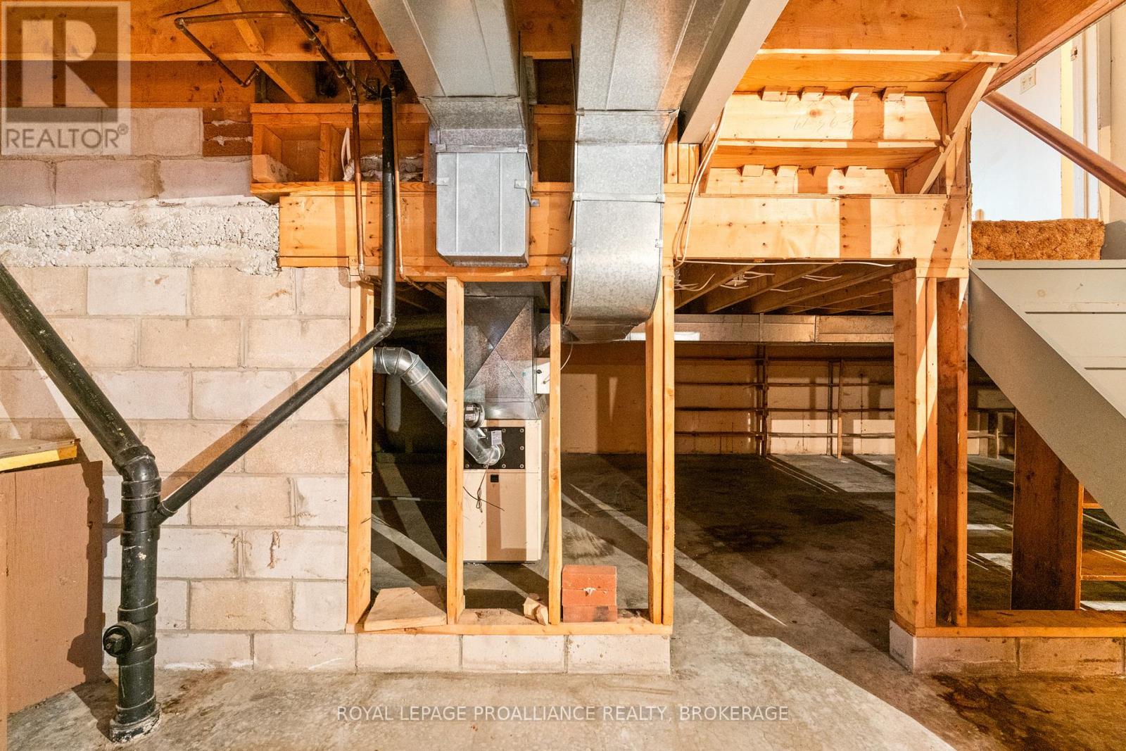 530 Roosevelt Drive, Kingston, Ontario  K7M 4B1 - Photo 45 - X13003336