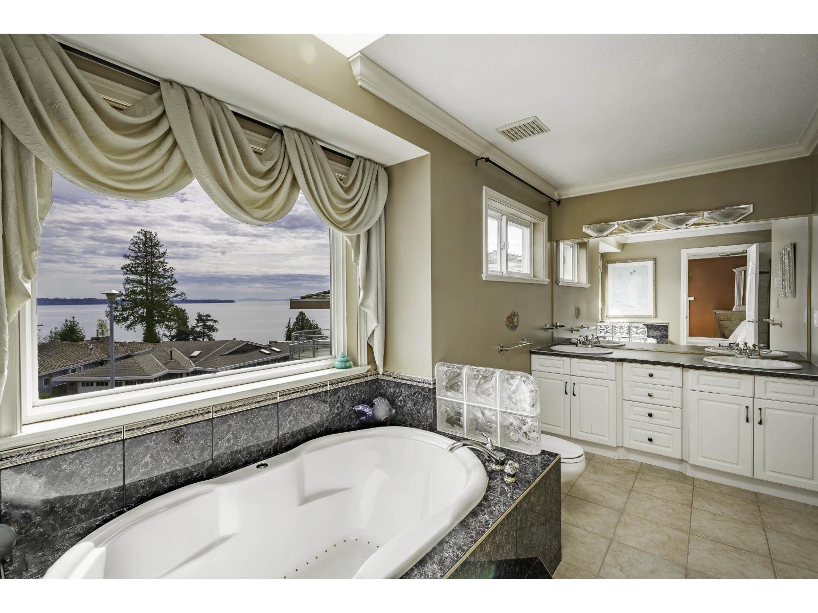 1339 132b Street, Surrey, British Columbia  V4A 4C2 - Photo 27 - R3110251