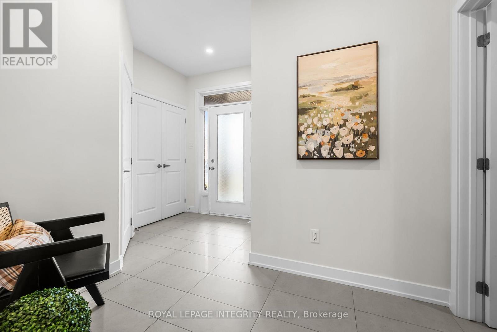 744 Cope Drive, Ottawa, Ontario  K2S 2P8 - Photo 4 - X13003294