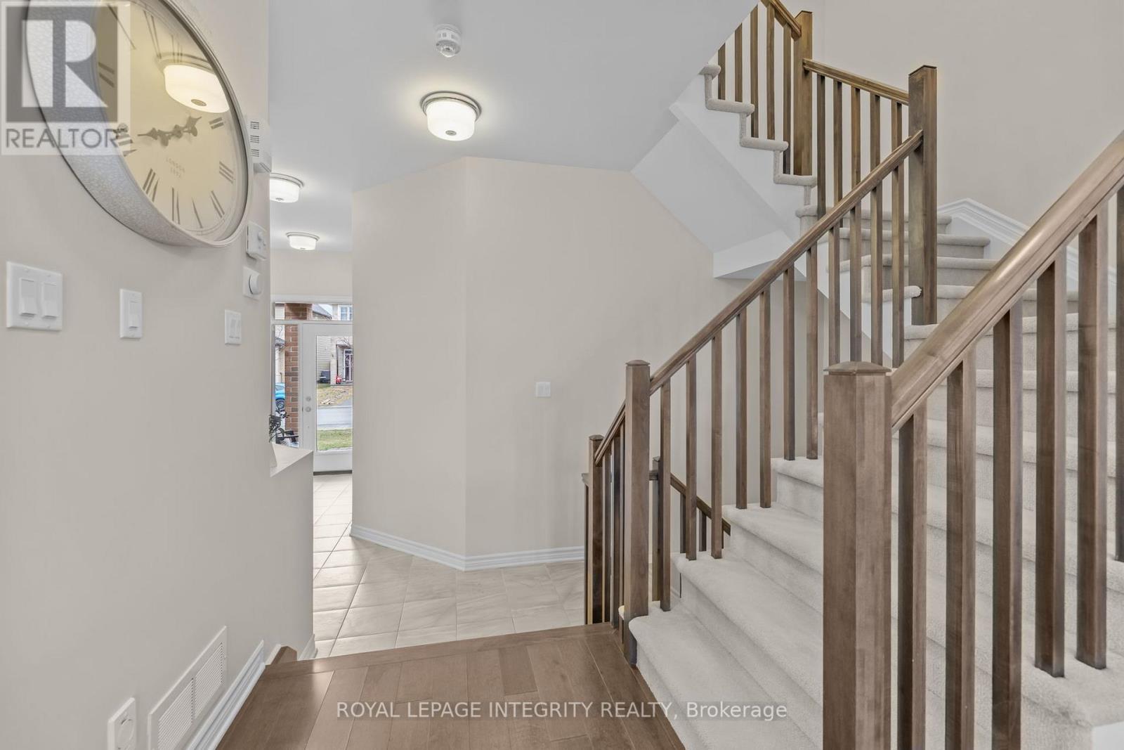 362 Warmstone Drive, Ottawa, Ontario  K2S 0W3 - Photo 5 - X13003316