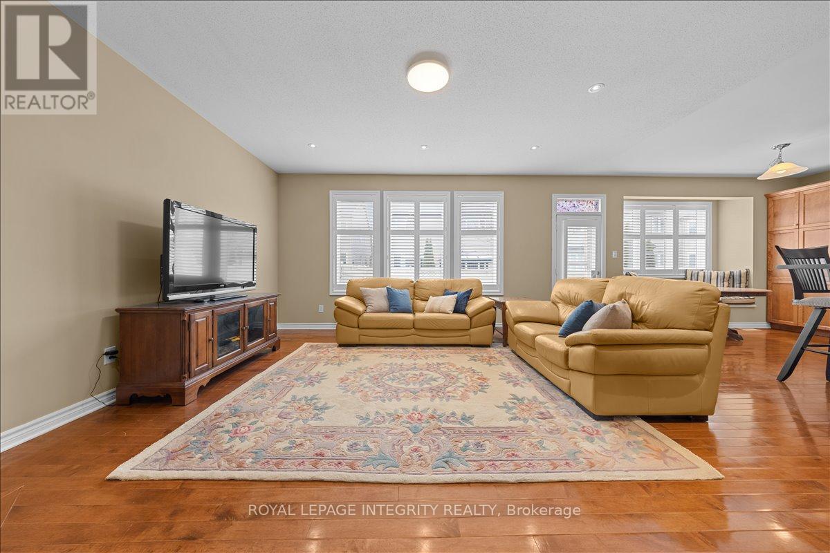 638 Rosehill Avenue, Ottawa, Ontario  K2S 0K2 - Photo 10 - X13003354