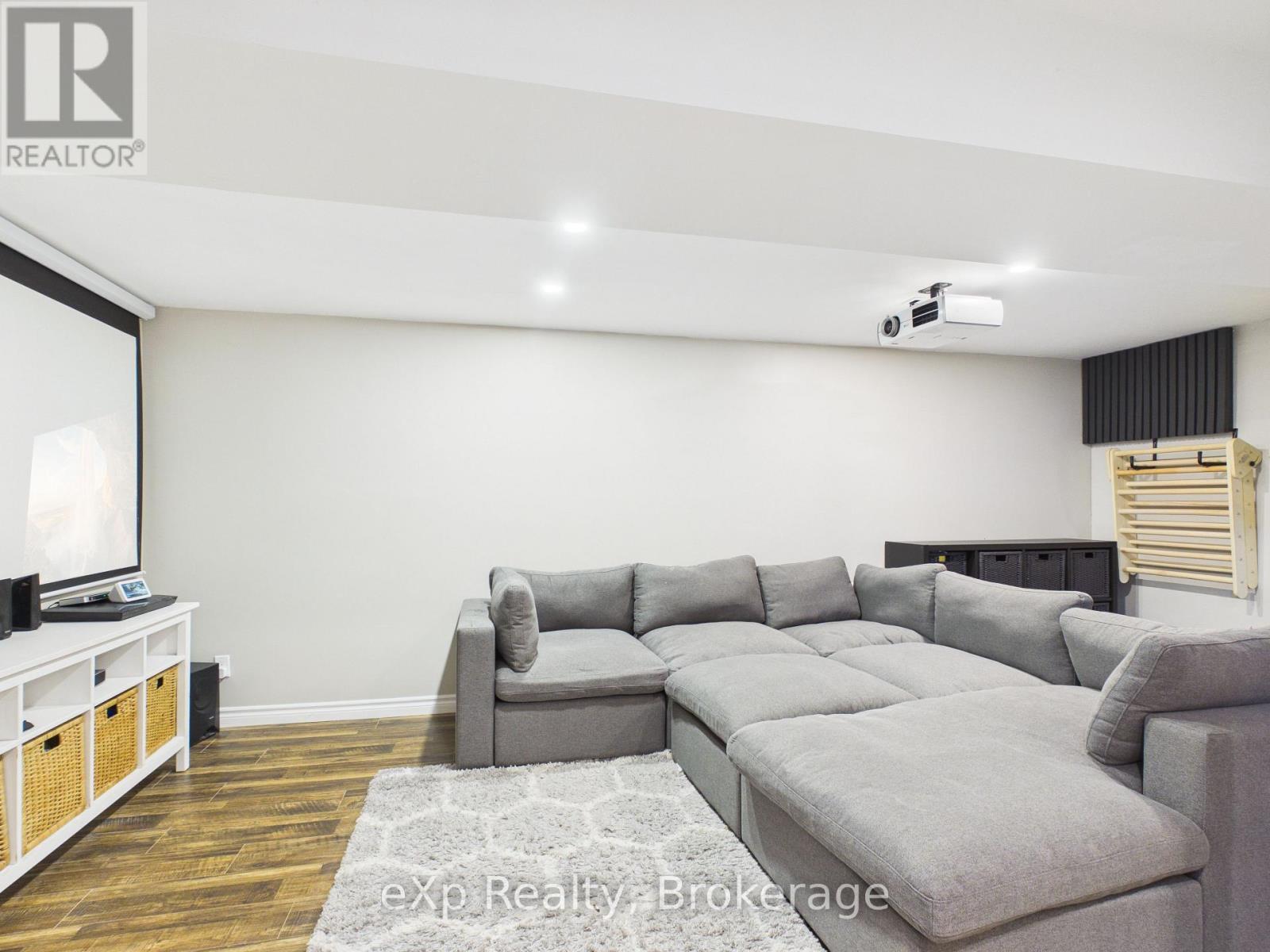 40 Johnstone Boulevard, Brockton, Ontario  N0G 2V0 - Photo 27 - X12939784