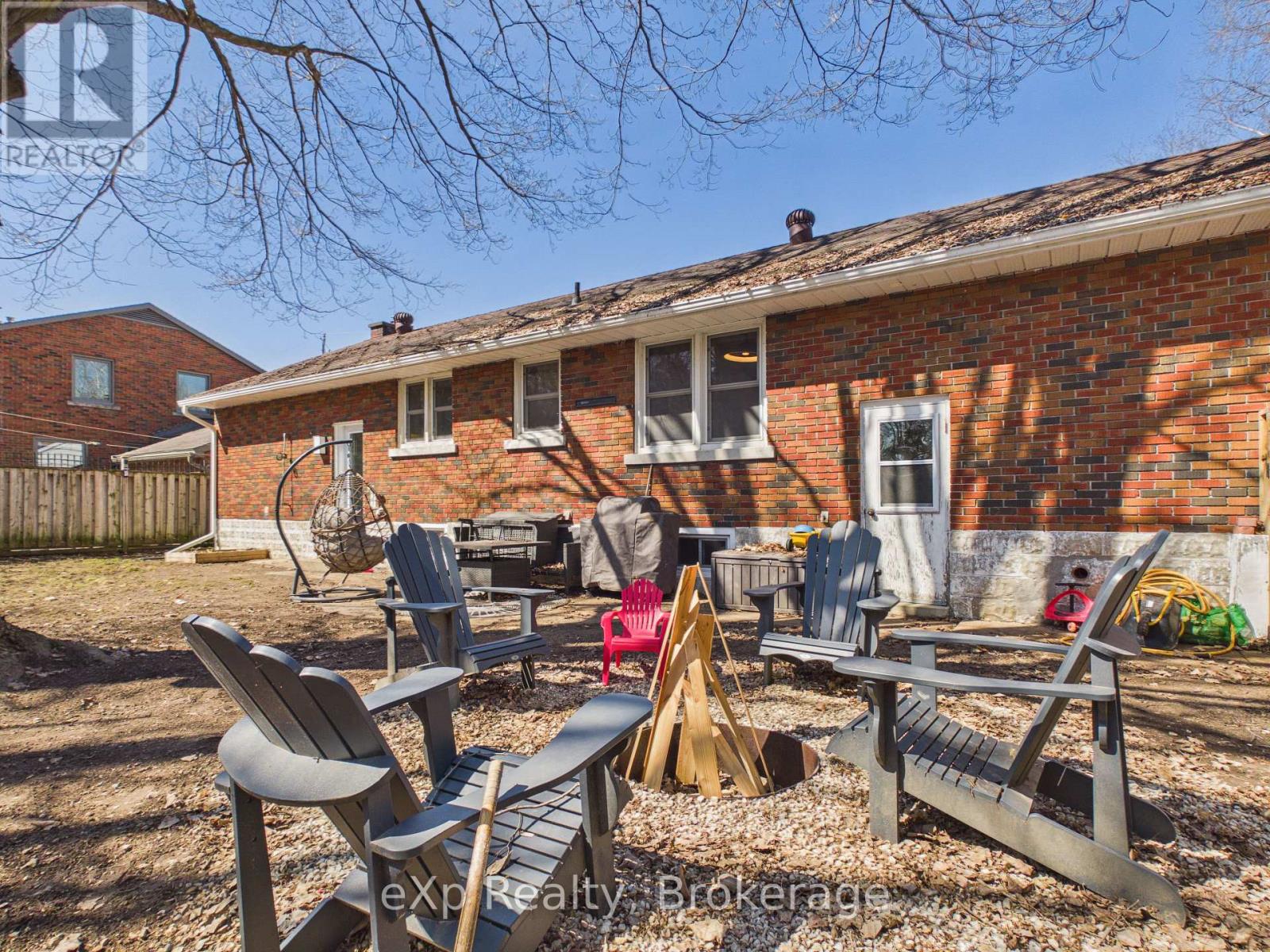 40 Johnstone Boulevard, Brockton, Ontario  N0G 2V0 - Photo 35 - X12939784