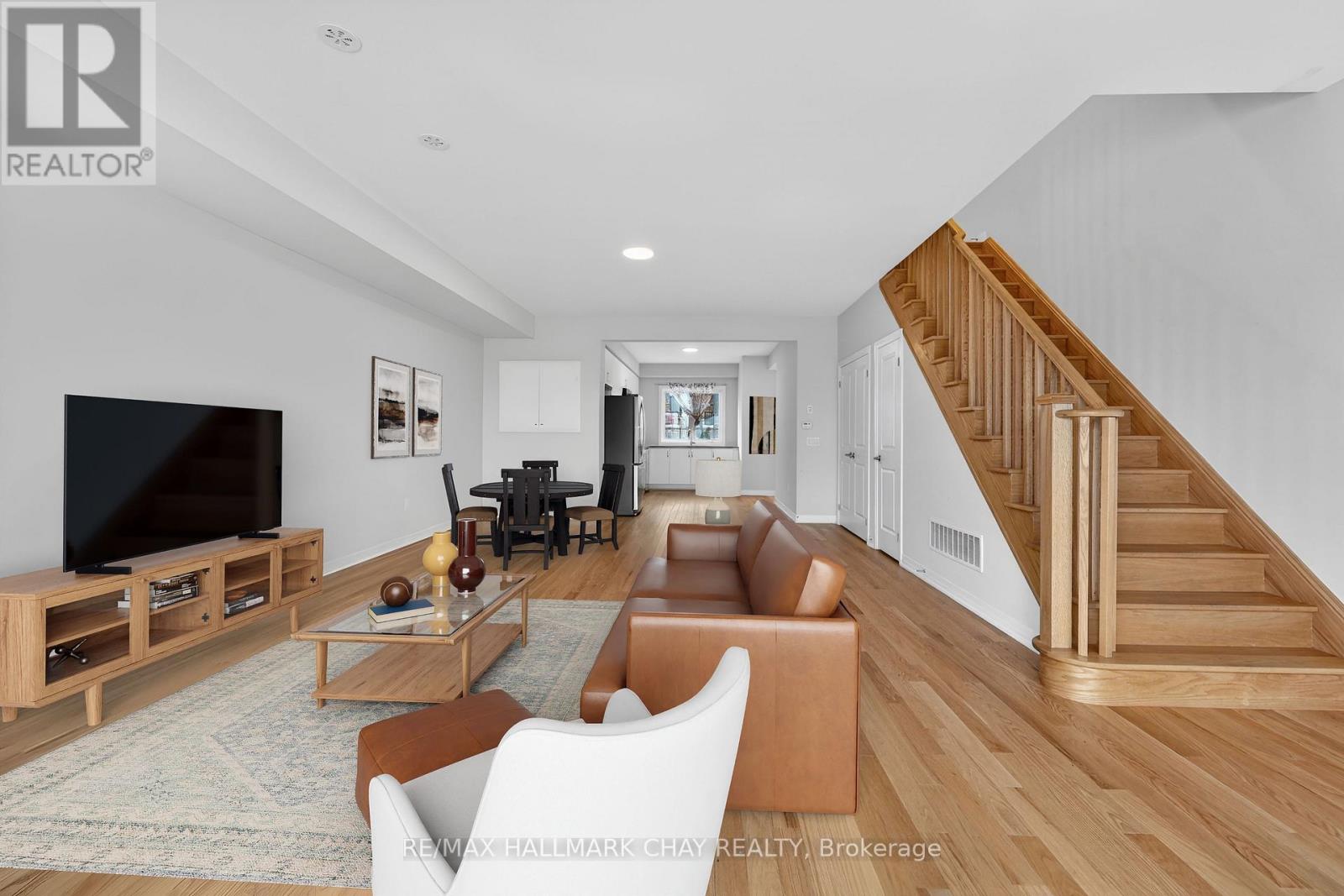 10 - 200 Dissette Street, Bradford West Gwillimbury, Ontario  L3Z 3G8 - Photo 7 - N13003152