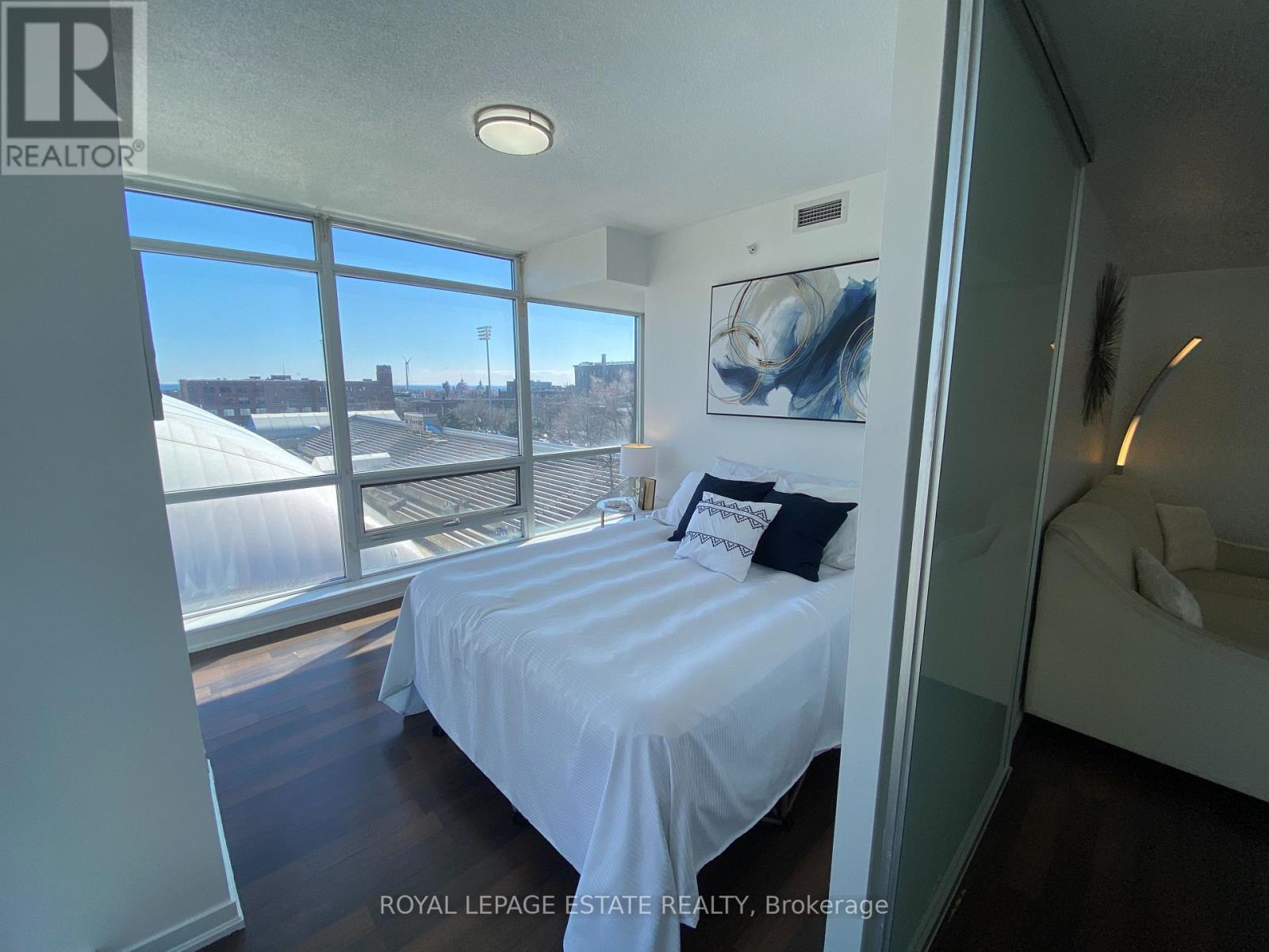 612 - 20 Joe Shuster Way, Toronto, Ontario  M6K 0A3 - Photo 18 - W12917692