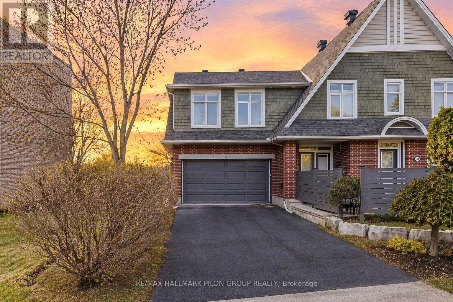 2380 VIRGINIA DRIVE, Ottawa, Ontario