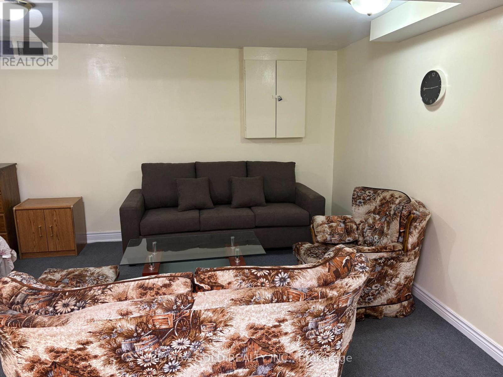 Basement - 27 Fairlight Street, Brampton, Ontario  L6Z 3W2 - Photo 8 - W12841238