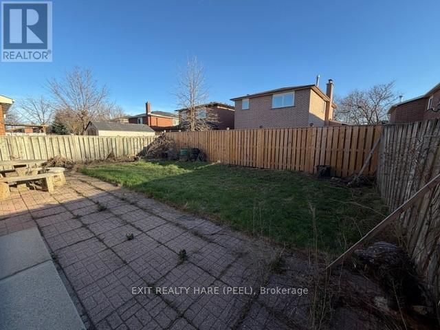 47 Stillwater Crescent, Brampton, Ontario  L6X 3L2 - Photo 38 - W13003184