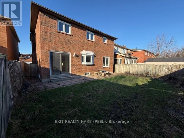 47 Stillwater Crescent, Brampton, Ontario  L6X 3L2 - Photo 39 - W13003184