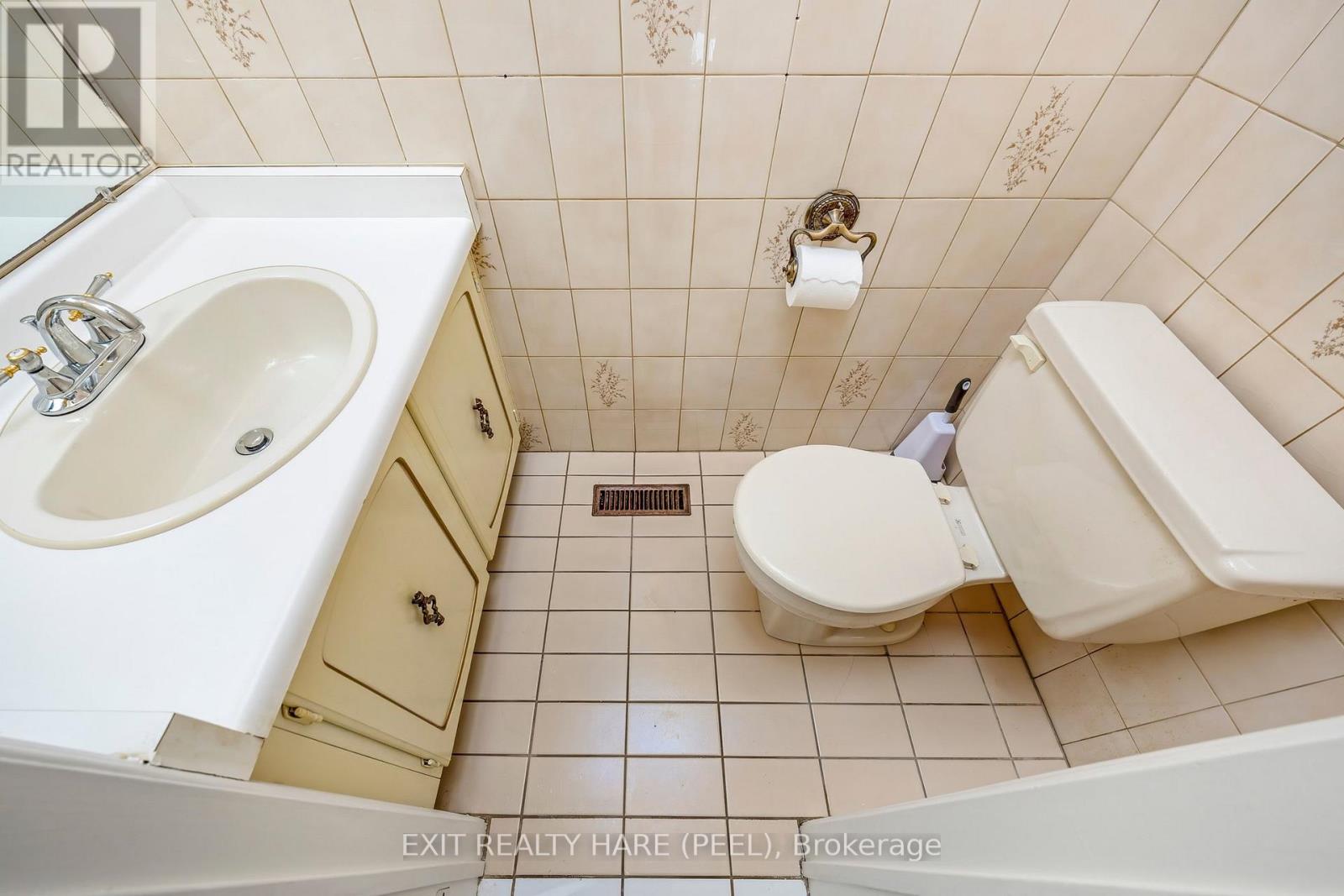 47 Stillwater Crescent, Brampton, Ontario  L6X 3L2 - Photo 22 - W13003184