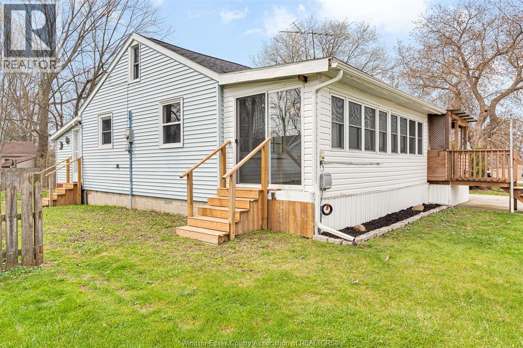 1069 Cherry Avenue, Kingsville, Ontario  N9Y 3V3 - Photo 4 - 26008227