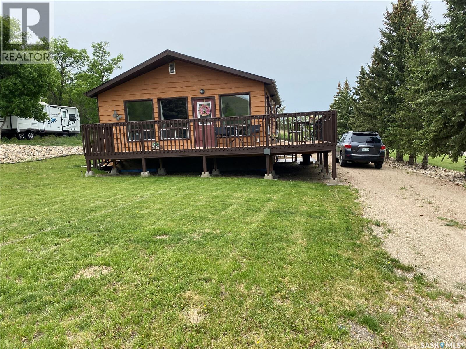 517 Demaer Bay, Katepwa Beach, Saskatchewan