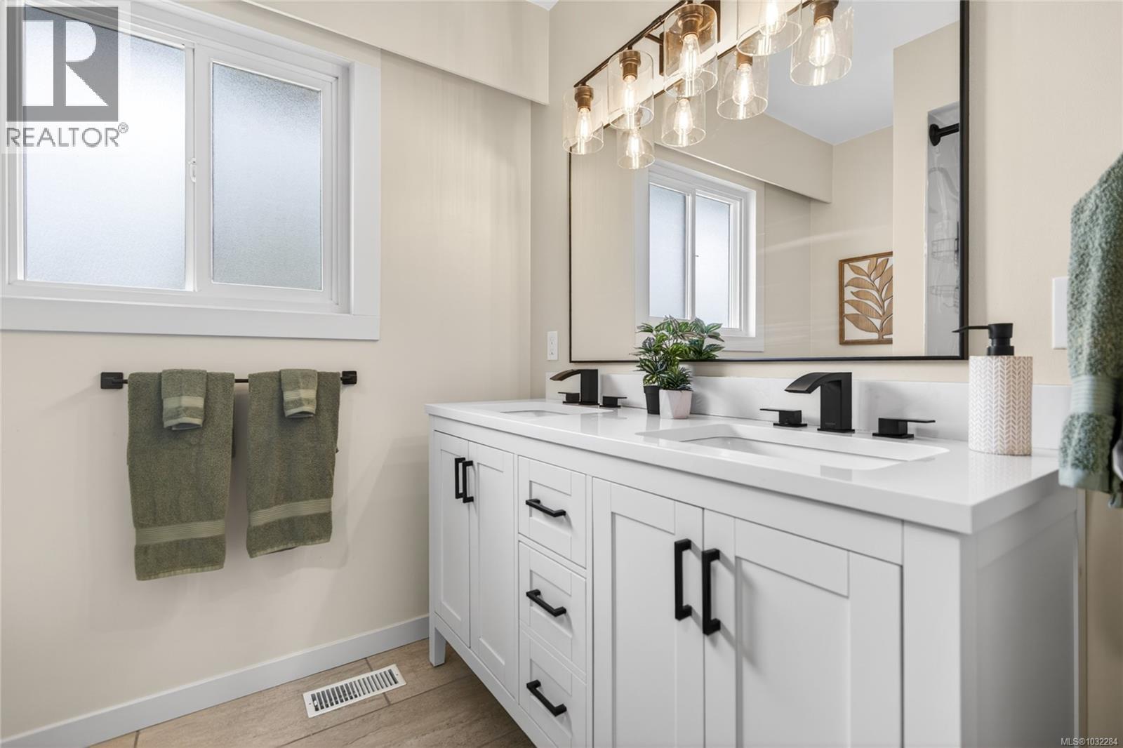 46 Panorama Cres, Campbell River, British Columbia  V9W 3S7 - Photo 15 - 1032284