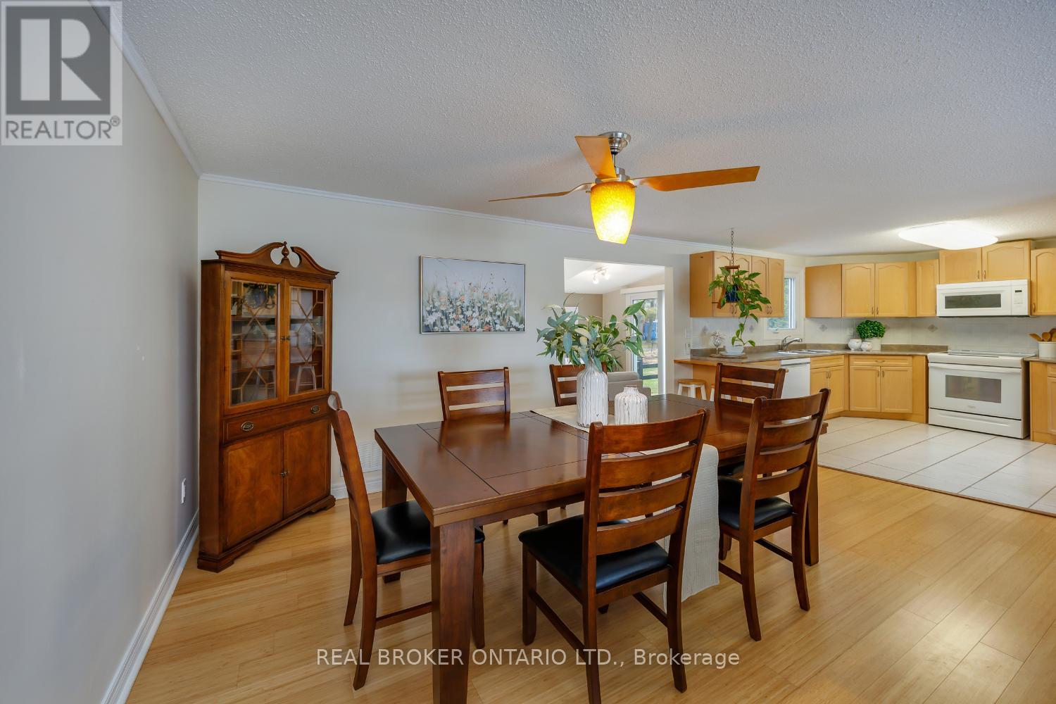 90 The Cove Road, Clarington, Ontario  L1B 1B5 - Photo 12 - E13003268