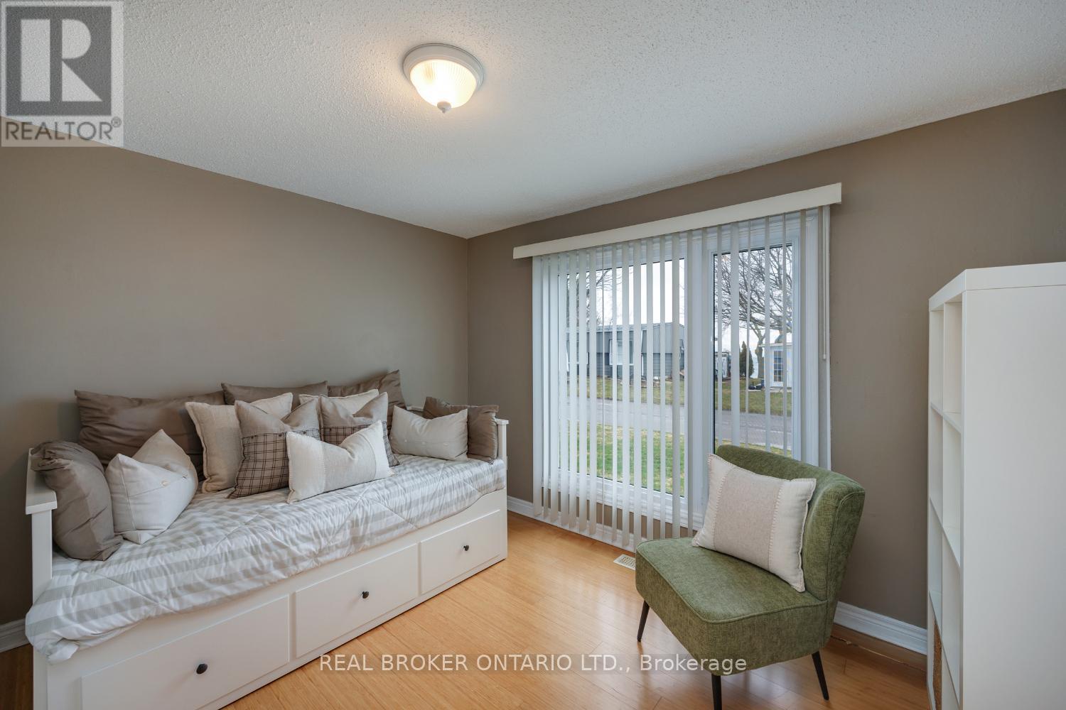 90 The Cove Road, Clarington, Ontario  L1B 1B5 - Photo 24 - E13003268